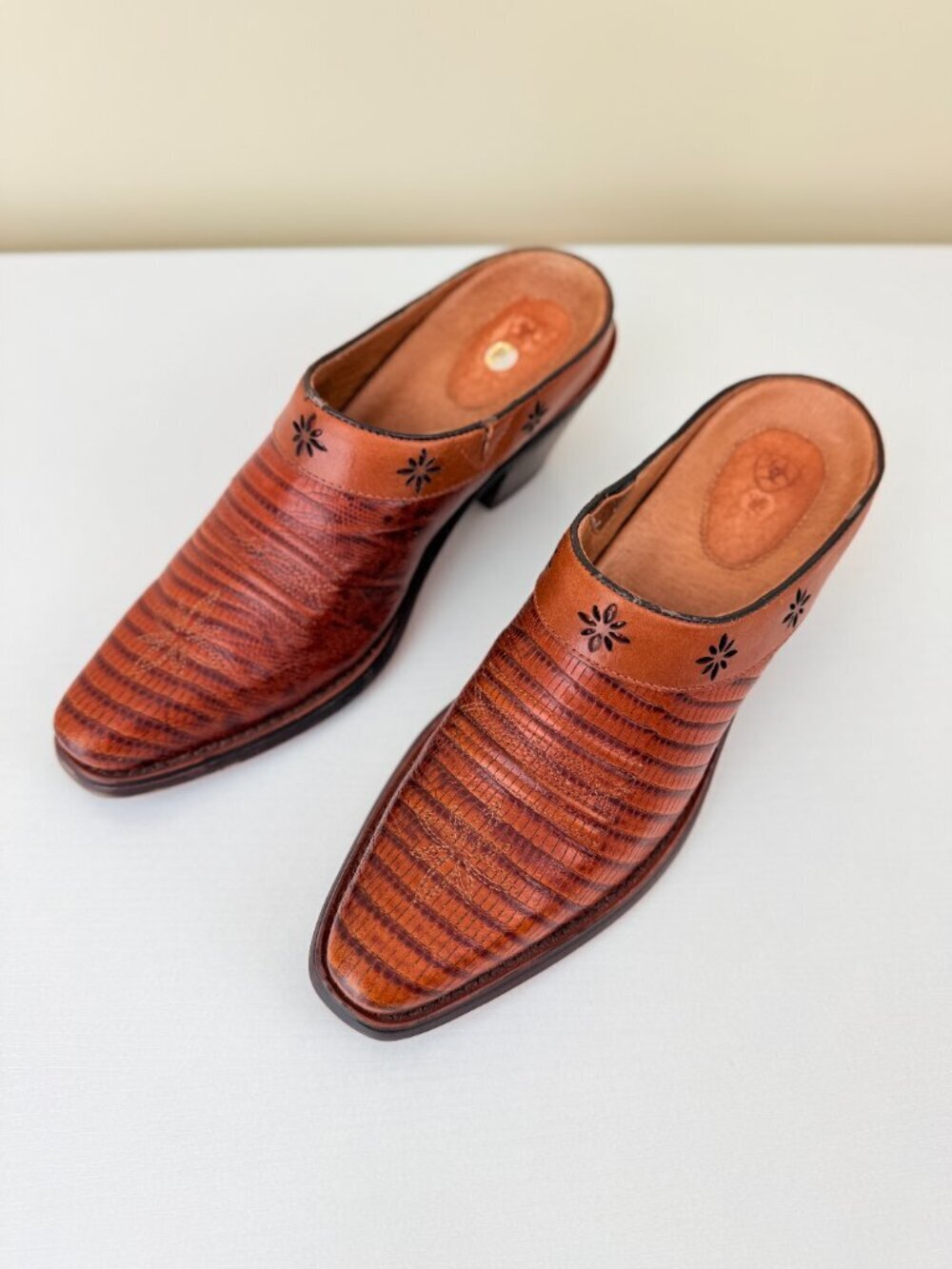 New Ariat Leather Western Mule Clogs Lizard Embossed 5.5